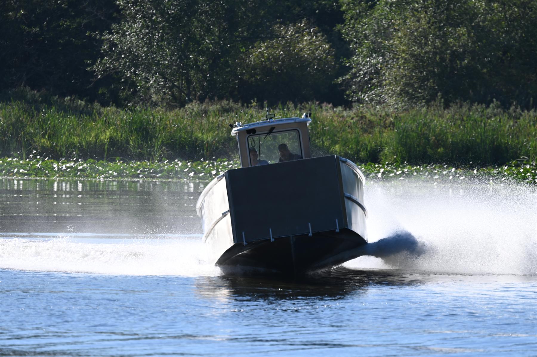 251 landing craft, view 5