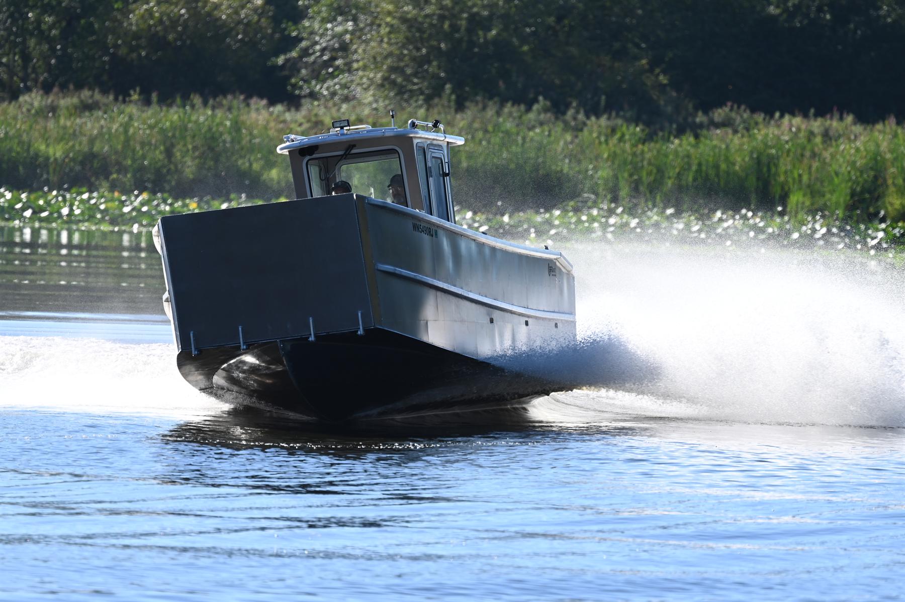 251 landing craft, view 6